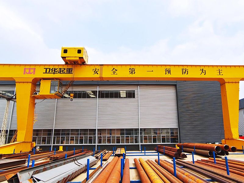 L型單梁門式起重機(jī)