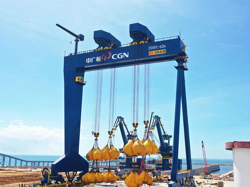 超大型門式起重機(jī)